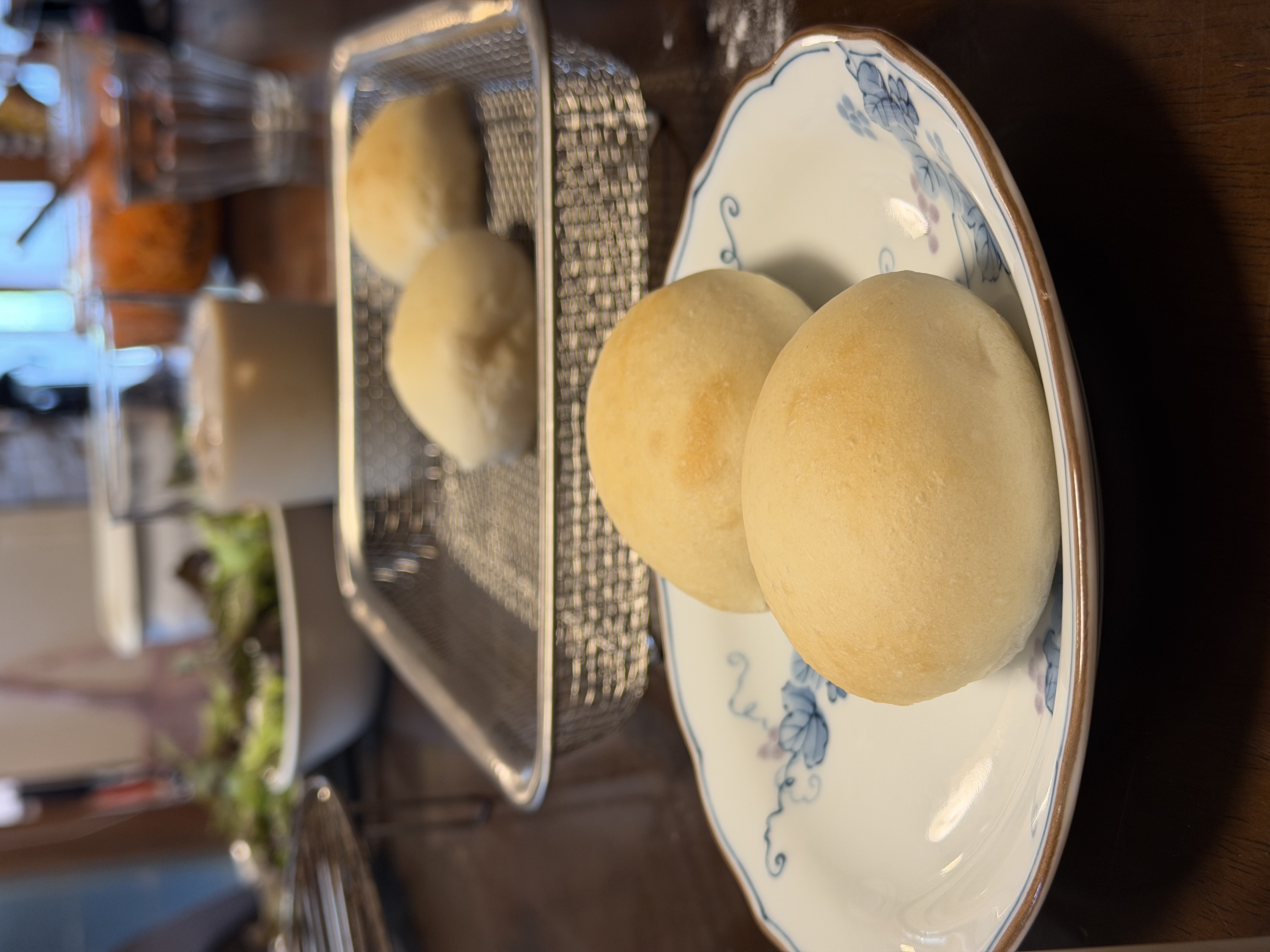 定番化した朝食パン（20回目、8/23朝の朝食風景）